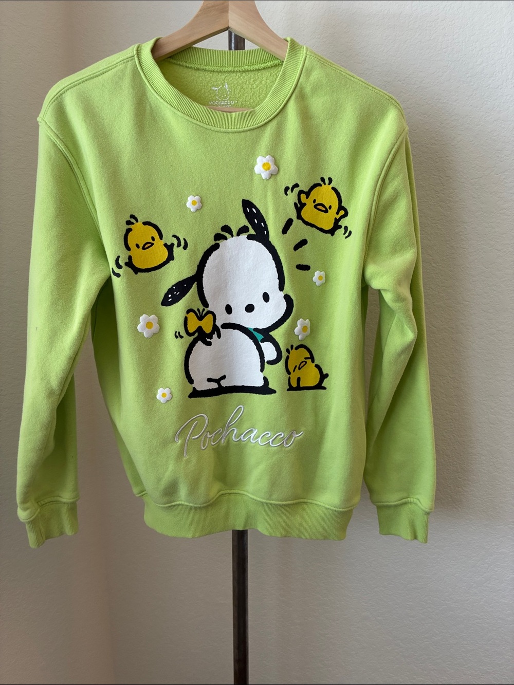 Pochacco by Sanrio Green Chartreuse Sweatshirt sz xxs Puppy Chicks Flowers